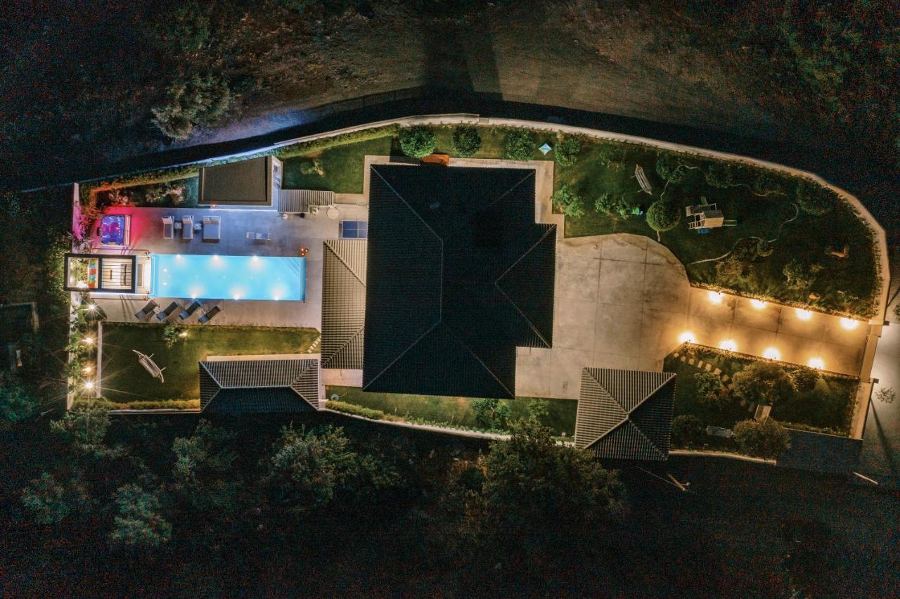 Vila M Mansion Pefki Exteriér fotografie