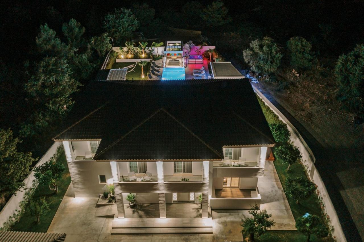 Vila M Mansion Pefki Exteriér fotografie