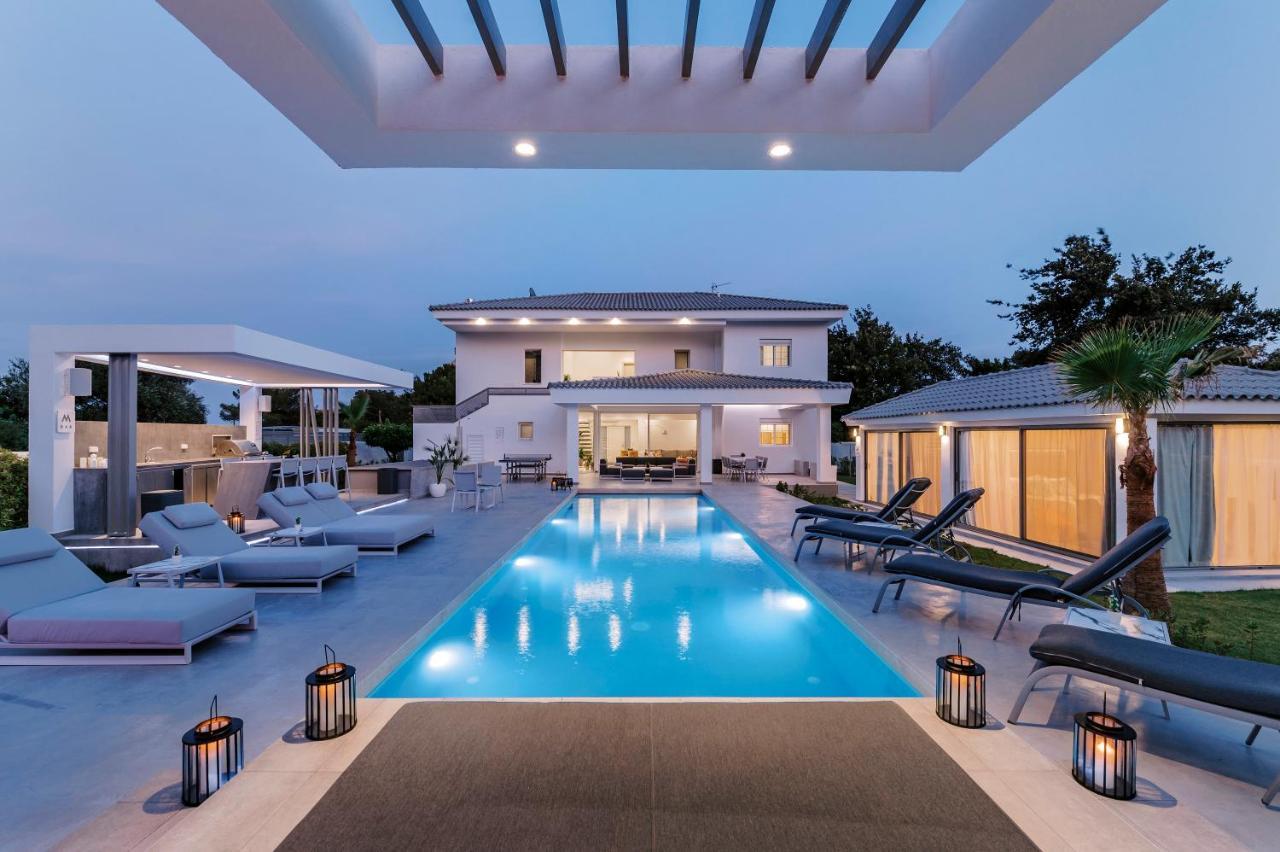 Vila M Mansion Pefki Exteriér fotografie